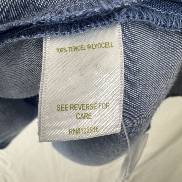 Garnet‎ Hill Dress 4 Blue Chambray Sleeveless Pockets Sundress Travel Coastal - Picture 12 of 14